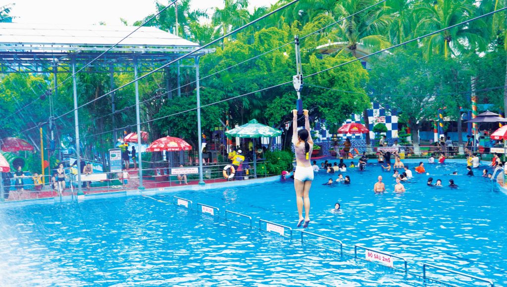 Đầm Sen Nước – Công viên nước Đầm Sen – Dam Sen Water Park – Ốc đảo xanh mát giữa thành phố