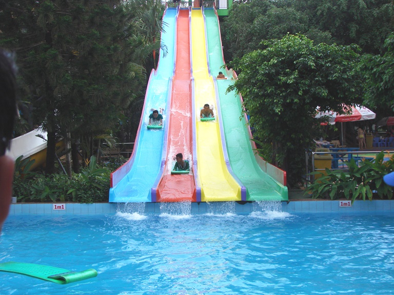 Đầm Sen Nước – Công viên nước Đầm Sen – Dam Sen Water Park – Ốc đảo xanh mát giữa thành phố