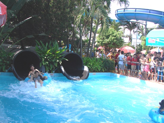 Đầm Sen Nước – Công viên nước Đầm Sen – Dam Sen Water Park – Ốc đảo xanh mát giữa thành phố