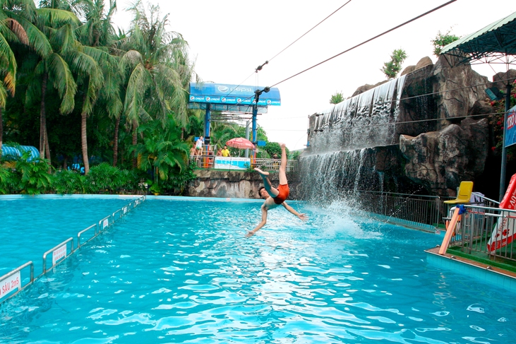 Đầm Sen Nước – Công viên nước Đầm Sen – Dam Sen Water Park – Ốc đảo xanh mát giữa thành phố