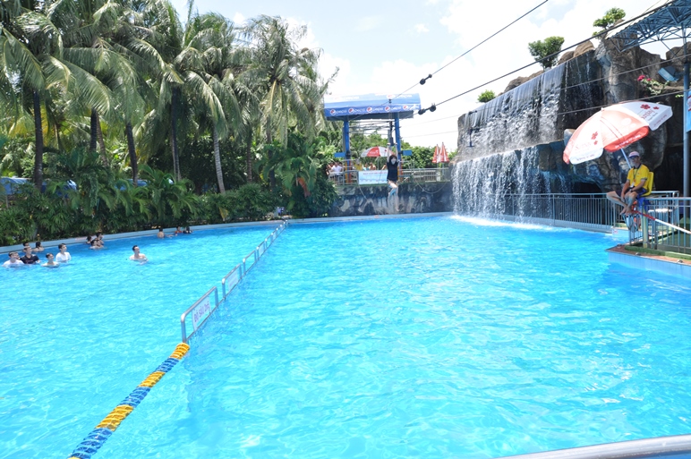 Đầm Sen Nước – Công viên nước Đầm Sen – Dam Sen Water Park – Ốc đảo xanh mát giữa thành phố