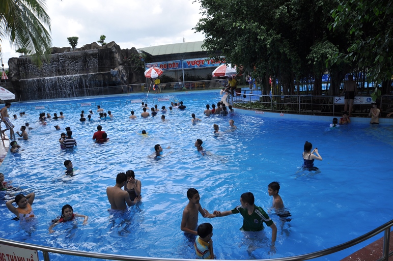 Đầm Sen Nước – Công viên nước Đầm Sen – Dam Sen Water Park – Ốc đảo xanh mát giữa thành phố