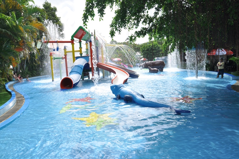Đầm Sen Nước – Công viên nước Đầm Sen – Dam Sen Water Park – Ốc đảo xanh mát giữa thành phố