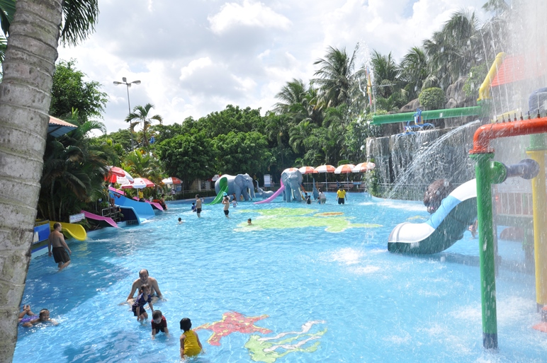 Đầm Sen Nước – Công viên nước Đầm Sen – Dam Sen Water Park – Ốc đảo xanh mát giữa thành phố