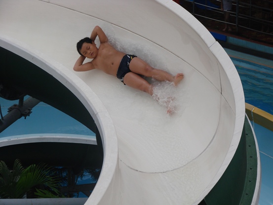 Đầm Sen Nước – Công viên nước Đầm Sen – Dam Sen Water Park – Ốc đảo xanh mát giữa thành phố