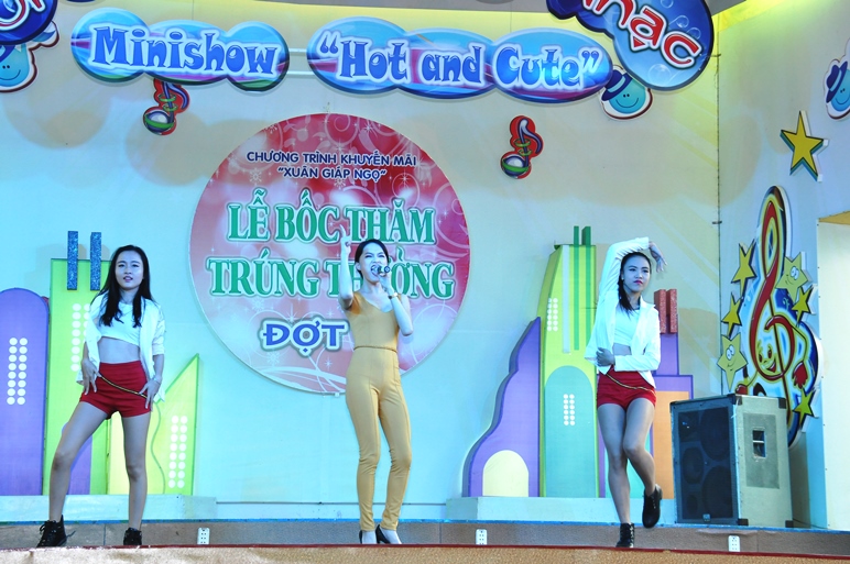 Đầm Sen Nước – Công viên nước Đầm Sen – Dam Sen Water Park – Ốc đảo xanh mát giữa thành phố