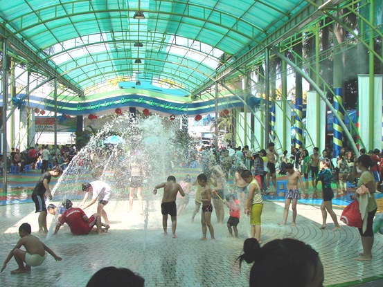 Đầm Sen Nước – Công viên nước Đầm Sen – Dam Sen Water Park – Ốc đảo xanh mát giữa thành phố