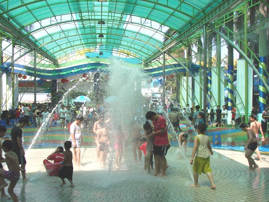 Đầm Sen Nước – Công viên nước Đầm Sen – Dam Sen Water Park – Ốc đảo xanh mát giữa thành phố