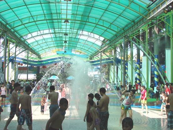 Đầm Sen Nước – Công viên nước Đầm Sen – Dam Sen Water Park – Ốc đảo xanh mát giữa thành phố