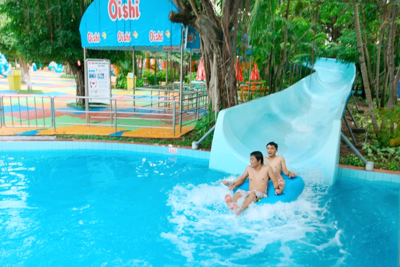 Đầm Sen Nước – Công viên nước Đầm Sen – Dam Sen Water Park – Ốc đảo xanh mát giữa thành phố